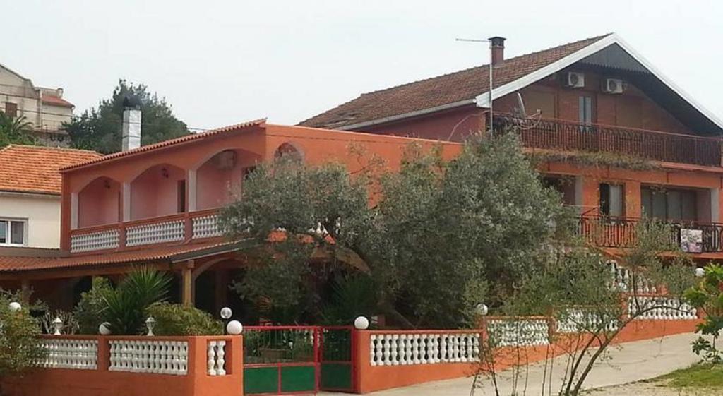 Guest House Bocac Сали Номер фото