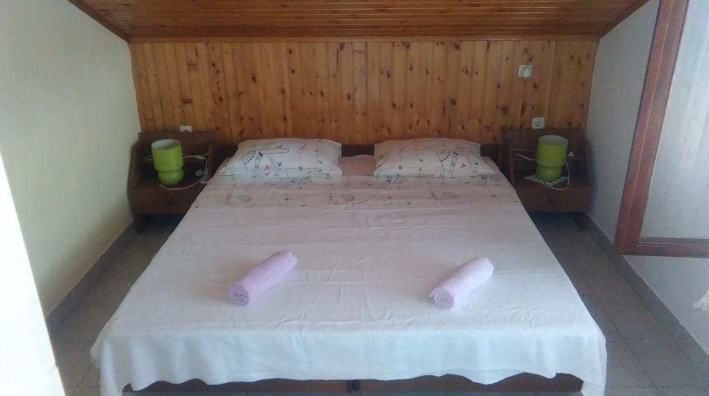 Guest House Bocac Сали Екстер'єр фото